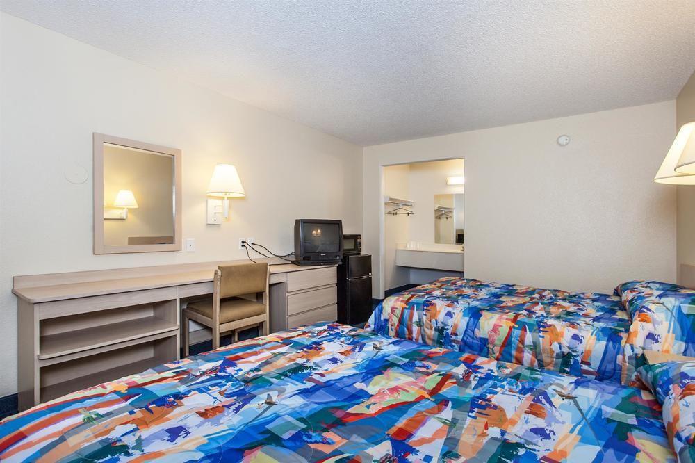 Motel 6-Modesto, CA Esterno foto